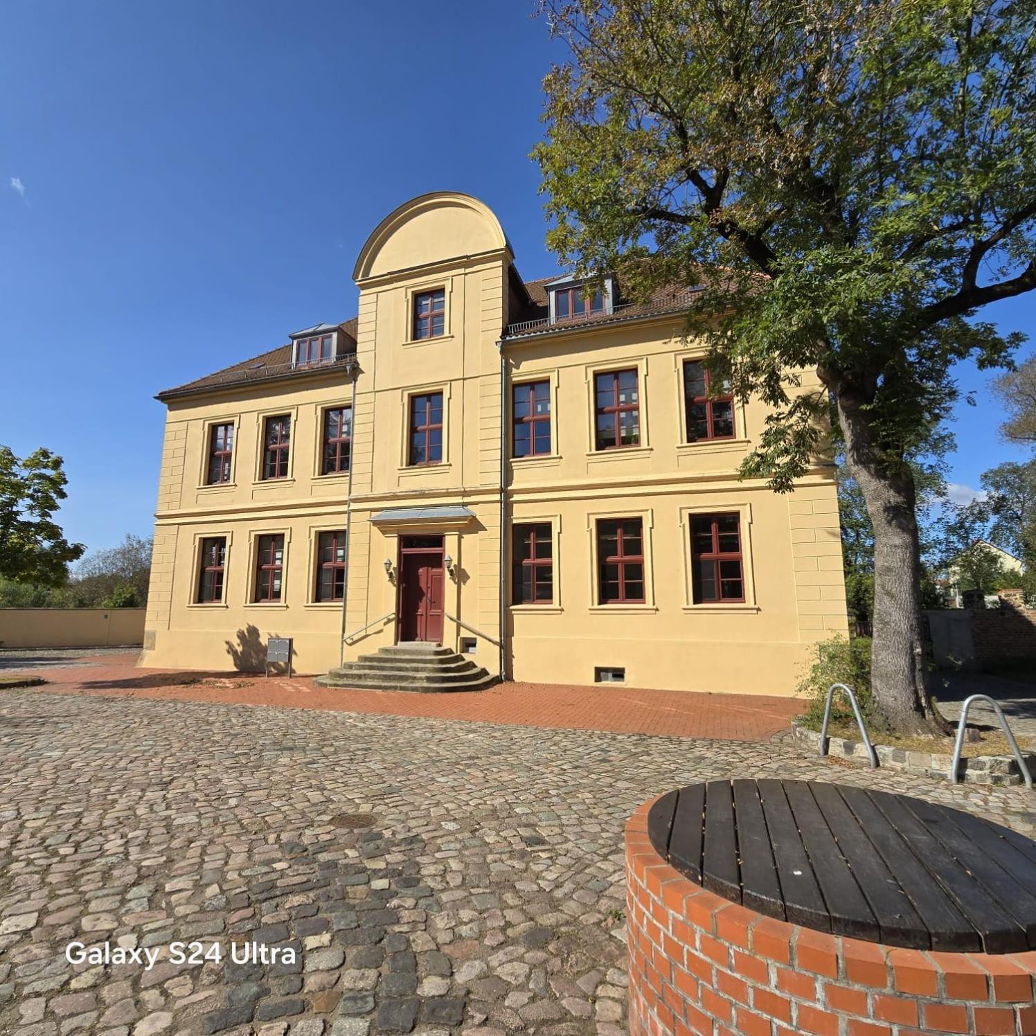 City Apart - Fewo Klimaanlage Whirpool Panoramafenster 5 Personen Kulturdenkmal Dessau-Rosslau Eksteriør billede